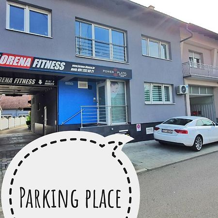 Apartment Anna - Free Pickup From Or Dropoff To Zagreb Airport At Any Time, Please Give Three Days Advance Notice - Long-Term Parking With Airport Transport Possibility Velika Gorica Exteriér fotografie